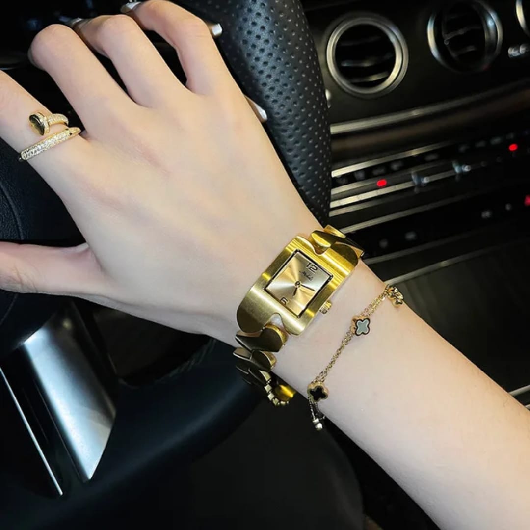 Luxury Style Watch সাথে নেকলেস সেট ফ্রি - Image 2